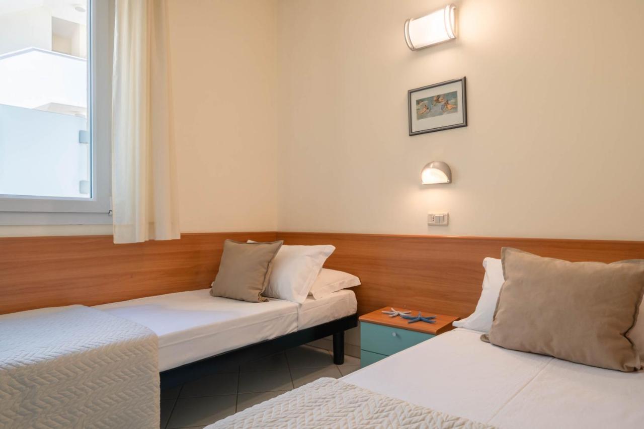 Residence Capitol Cattolica Kültér fotó