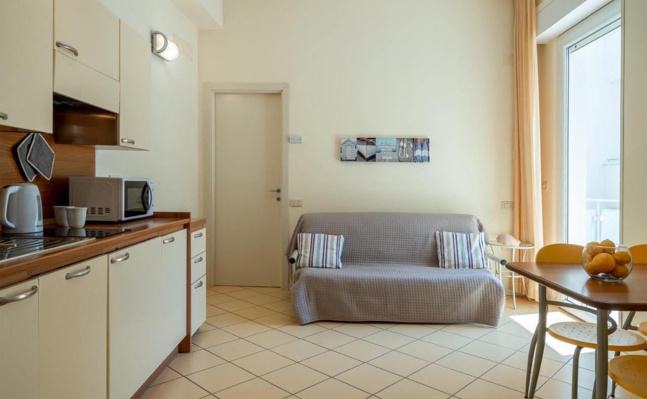 Residence Capitol Cattolica Kültér fotó