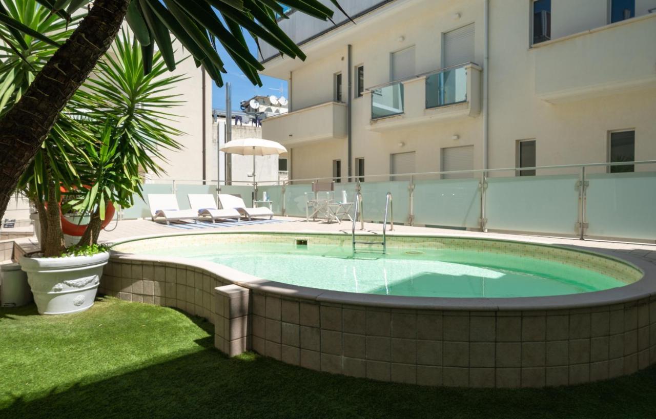 Residence Capitol Cattolica Kültér fotó